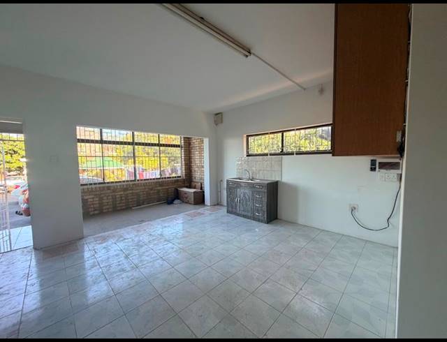 2 BEDROOM PROPERTY TO RENT IN RESERVOIR HILLS